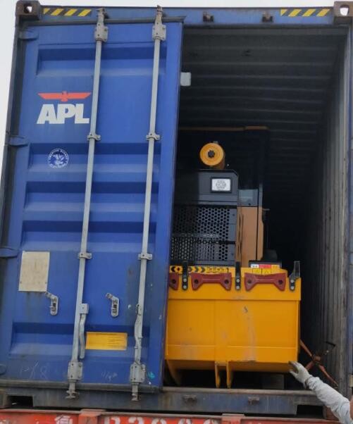 último caso de la compañía sobre 9 sistemas MC926 930 932 cargadores compactos de la rueda entregados a Vietnam