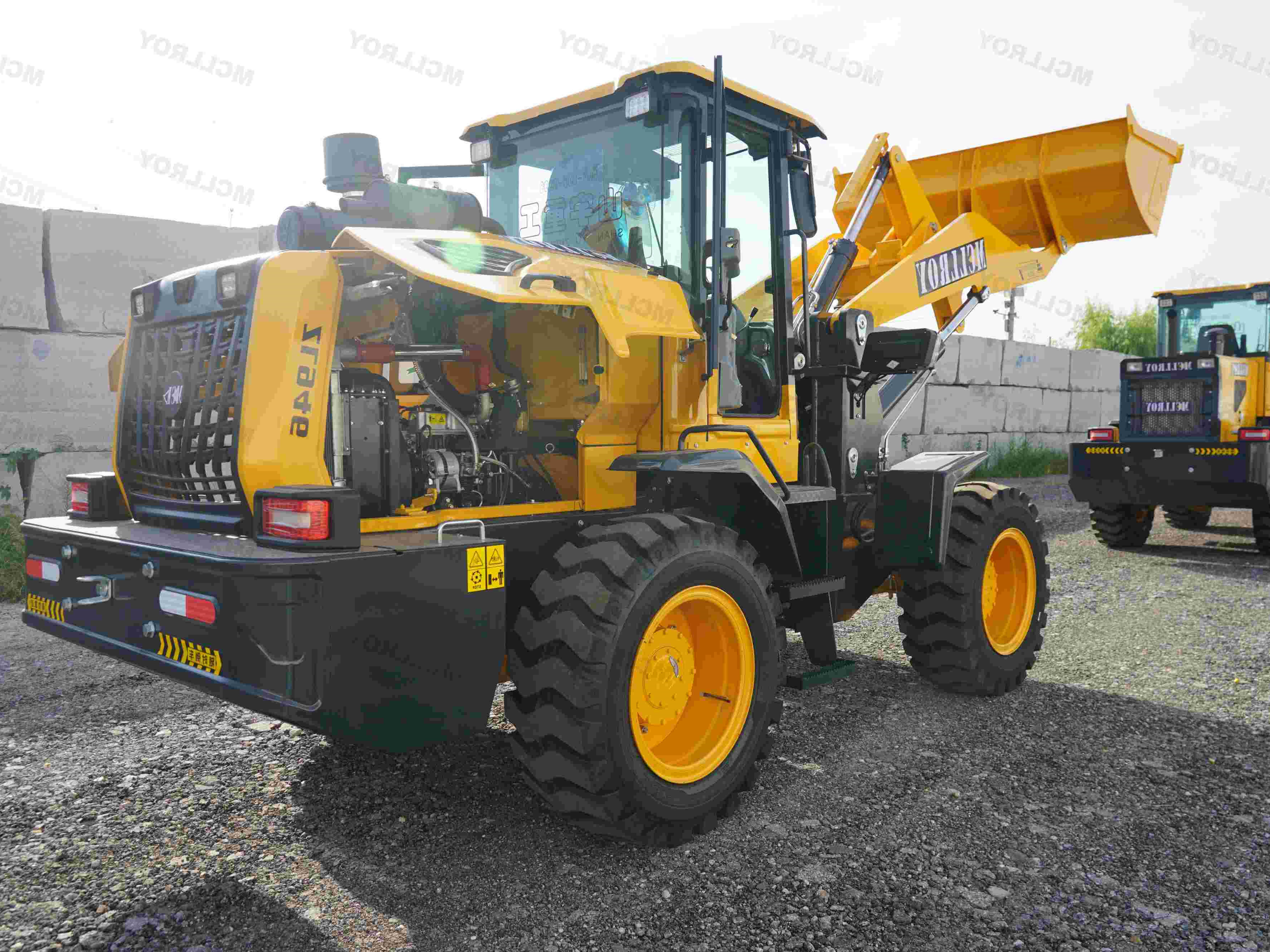 Large Hub Axle Small Wheel Loaders 2200-2500 Kg Operating Load